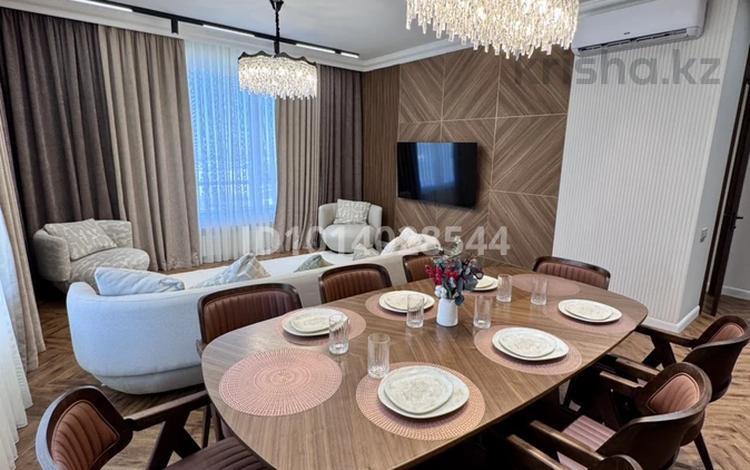 3-комнатная квартира · 95.8 м² · 11/19 этаж, Аль-Фараби 41/7 за 1.4 млн ₸ в Алматы, Бостандыкский р-н — фото 2