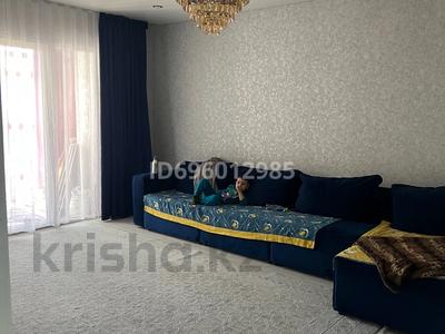 Пәтерлер в Карагандинской обл.: 4-бөлмелі пәтер · 110 м² · 6/9 қабат, мкр Юго-Восток, Асем кала 1, бағасы: 400 000 〒 4-бөлмелі пәтер · 110 м² · 6/9 қабат, мкр Юго-Восток, Асем кала 1, бағасы: 400 000 〒 в Караганде, Казыбек би р-н