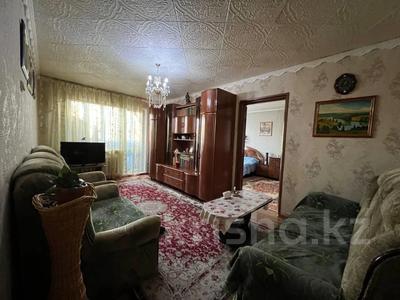 2-комнатная квартира, 48 м², 3/5 этаж, Пришахтинск, 23й микрорайон 5 за 11.5 млн 〒 в Караганде, Алихана Бокейханова р-н