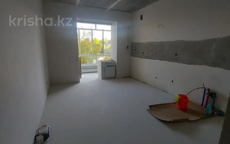 3-комнатная квартира · 115 м² · 3/5 этаж, Сокол за 44.5 млн ₸ в Уральске — фото 2