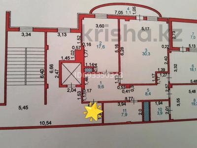3-комнатная квартира, 127 м², 8/9 этаж, Сатпаева — кулманова за 65 млн 〒 в Атырау