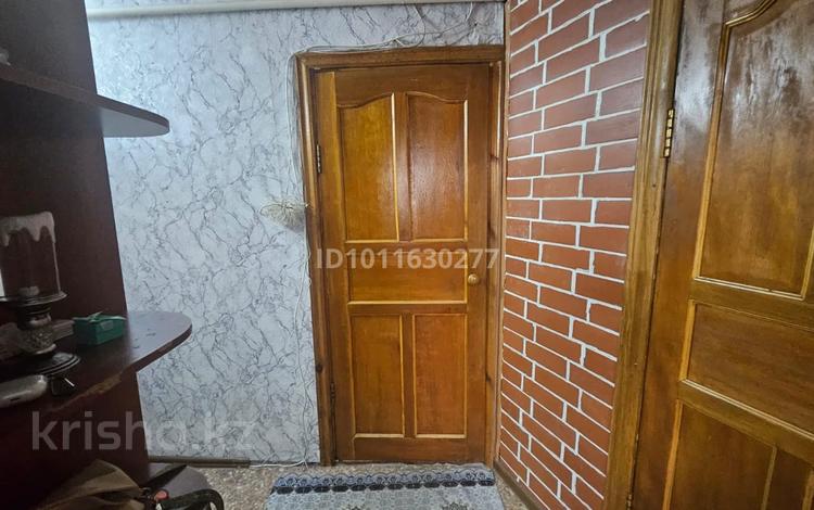 2-комнатная квартира · 43.6 м² · 1/5 этаж, мкр Юго-Восток, Сатыбалдина 25 — Красная крыша за 18 млн ₸ в Караганде, Казыбек би р-н — фото 2