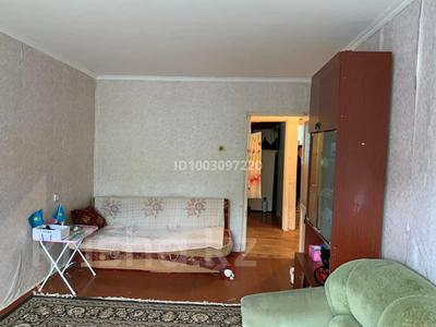 Продажа квартир в Улытау обл.: 2-комнатная квартира · 47.4 м² · 2/5 этаж, Есенберлин 37 за 11.2 млн 〒 2-комнатная квартира · 47.4 м² · 2/5 этаж, Есенберлин 37 за 11.2 млн 〒 в Жезказгане