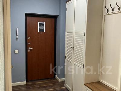 3-бөлмелі пәтер · 76 м² · 3/6 қабат, Ақсай-4 ш/а. — Б. Момышулы, бағасы: 70 млн ₸ в Алматы, Ауэзовский р-н