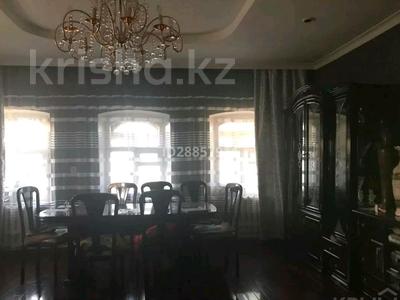 Жеке үй · 7 бөлме · 220 м² · 4.5 жүзд., Павлова 85 — Жумабаева, бағасы: 150 млн ₸ в Семее