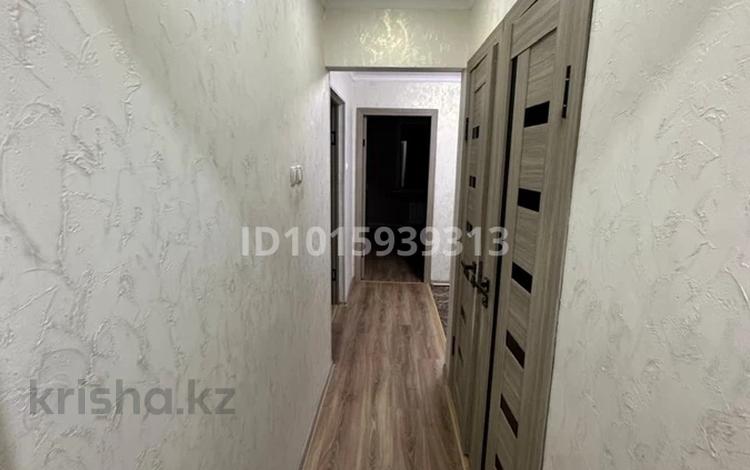 3-комнатная квартира · 61 м² · 5/5 этаж, мкр Каратау 2 — аватария за 15.3 млн ₸ в Таразе — фото 2