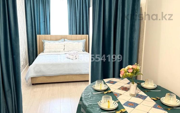 2-комнатная квартира · 59 м² · 10/10 этаж, Карасай батыра 345 — Толе би за 2 500 ₸ в Алматы, Алмалинский р-н — фото 2