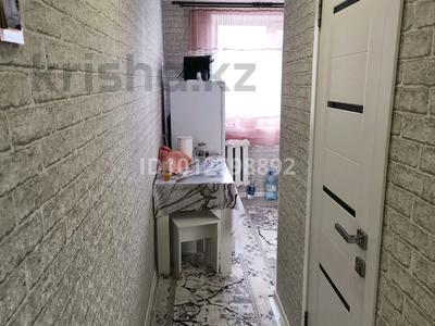 1-комнатная квартира · 32 м² · 4/5 этаж, 4 микрорайон 41 дом — Рядом находится 4 и 5 школа, колледж Максат. Аллея любви за 5.7 млн ₸ в Степногорске