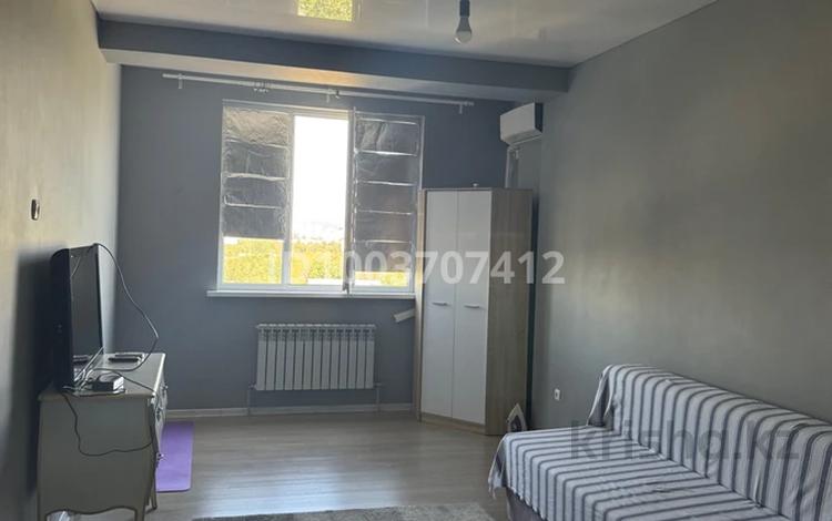 1-комнатная квартира · 43 м² · 9/10 этаж, мкр Аксай-4, Мкр. Аксай-4 119 — Саина- Жубанова за 240 000 〒 в Алматы, Ауэзовский р-н — фото 9