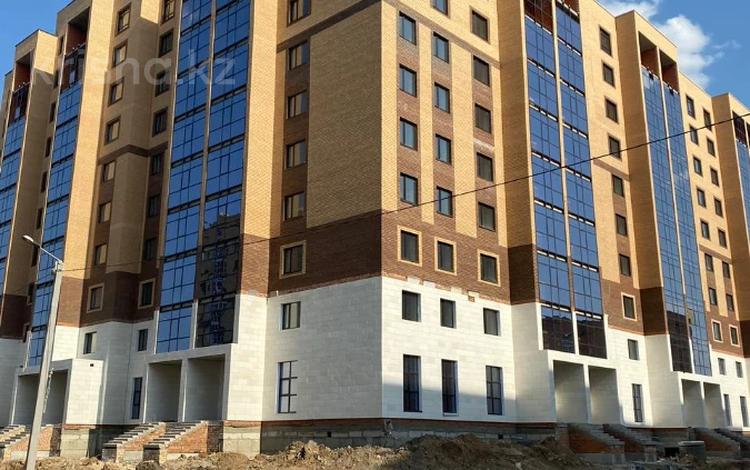 3-комнатная квартира, 106 м², 7/9 этаж, Гагарина 24а за 32.5 млн 〒 в Кокшетау — фото 2