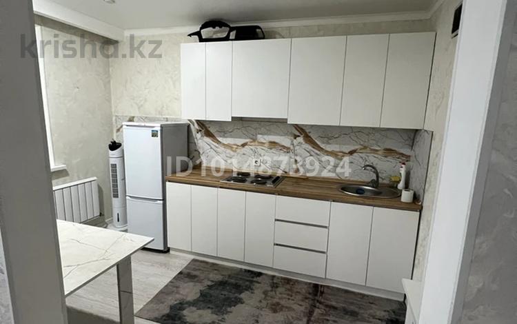 1-комнатная квартира · 37 м² · 6/9 этаж, мкр Шугыла, Райымбека 590/11 — Жуалы за 210 000 ₸ в Алматы, Наурызбайский р-н — фото 2