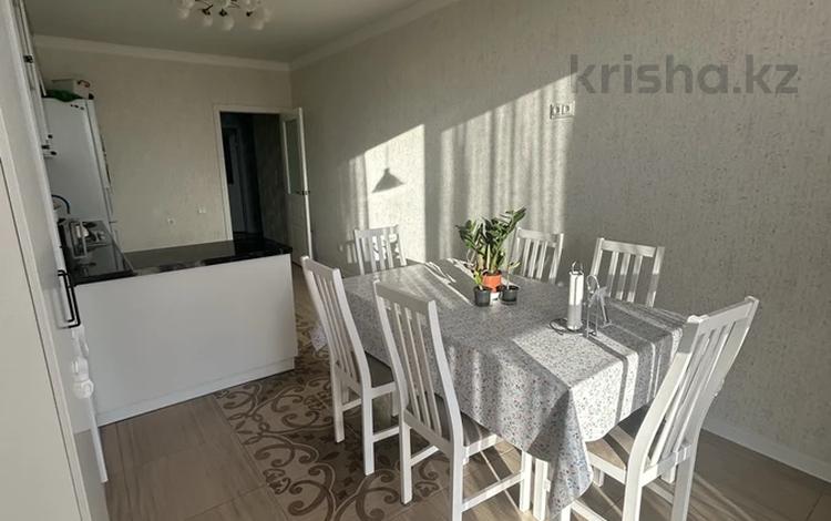 3-комнатная квартира · 90.5 м² · 8/9 этаж, ул. Курмангазы 198 за 36.8 млн ₸ в Уральске — фото 10