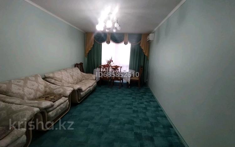 4-комнатная квартира · 102 м² · 7/9 этаж, 10 2 за 33.5 млн 〒 в Аксае — фото 2