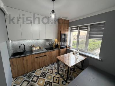2-бөлмелі пәтер · 55 м² · 11/12 қабат, Ақбұлақ ш/а., Дарабоз 67 — Алматы Арена, бағасы: 42 млн ₸ в Алатауский р-н