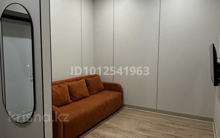 1-комнатная квартира · 44 м² · 3/7 этаж, Маншук Маметовой за 18 000 ₸ в Уральске — фото 2