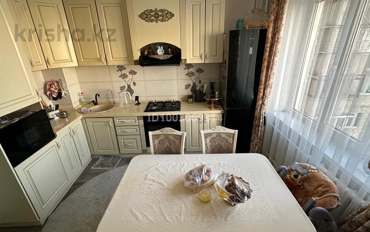 3-комнатная квартира · 78.4 м² · 6/9 этаж, мкр Таугуль-1 33 — Жандосова Правда за 61 млн 〒 в Алматы, Ауэзовский р-н — фото 2