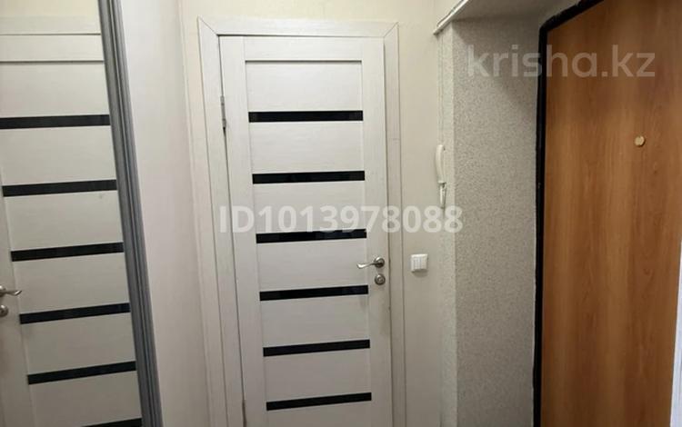 1-бөлмелі пәтер · 36 м² · 4/5 қабат, 3-ш/а. 15 — Возле старой бани, бағасы: 12 млн ₸ в Актау, 3-й мкр — фото 2