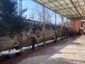 Отдельный дом · 6 комнат · 400 м², Фаризы онгарсыновой 112 за 1.1 млн 〒 в Алматы, Алатауский р-н — фото 2