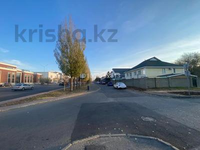 Отдельный дом · 6 комнат · 270 м², Жумабаева 15 — Майлина за 1.3 млн 〒 в Астане, Алматы р-н