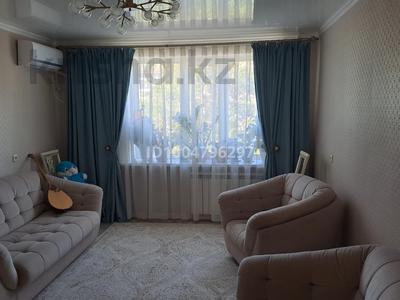 3-комнатная квартира · 60.8 м² · 4/5 этаж, Астана 25 за 26 млн 〒 в Талдыкоргане, мкр Самал