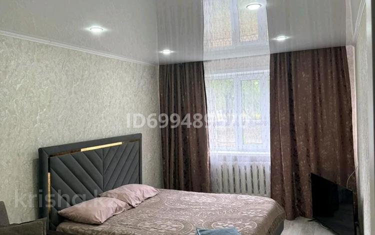 1-бөлмелі пәтер · 35 м² · 1/5 қабат, Ленинградская 73, бағасы: 12 000 〒 в Шахтинске — фото 2