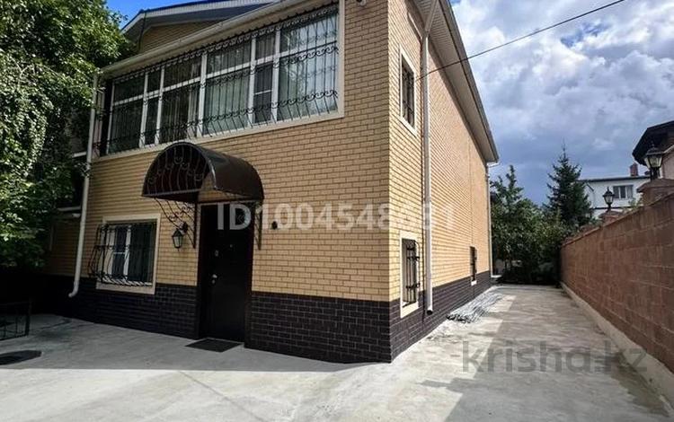 Отдельный дом · 7 комнат · 320 м² · 8 сот., мкр Шубар за 145 млн 〒 в Астане, Есильский р-н — фото 2