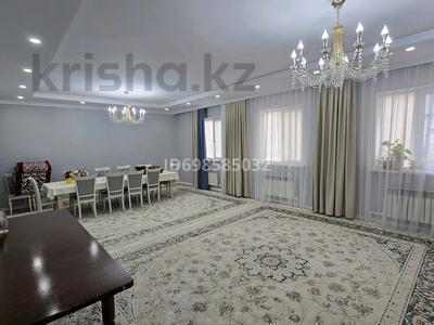 Отдельный дом · 6 комнат · 260 м² · 12 сот., мкр Оркен, Балуан Шолақ 19 за 42 млн 〒 в Атырау