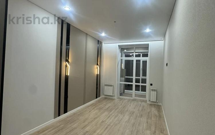 1-комнатная квартира · 42.8 м² · 6/13 этаж, мкр Юго-Восток, Мкр Степной 2 2/2 за 27.9 млн ₸ в Караганде, Казыбек би р-н — фото 2