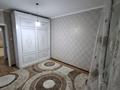 3-бөлмелі пәтер, 130 м², 4/5 қабат, 13-й мкр — Возле ДВД, бағасы: 25 млн 〒 в Актау, 13-й мкр — фото 14