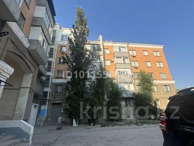4-бөлмелі пәтер · 120 м² · 5/6 қабат, Курмангазы 1, бағасы: 32 млн ₸ в Атырау, мкр Авангард-3