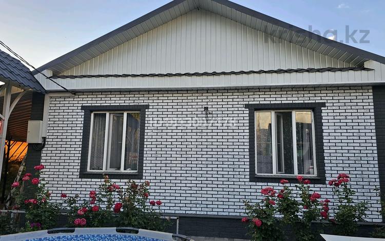 Жеке үй · 3 бөлме · 100 м² · 5 жүзд., Коктем 70/14 — Школа, бағасы: 48 млн ₸ в Долане — фото 2