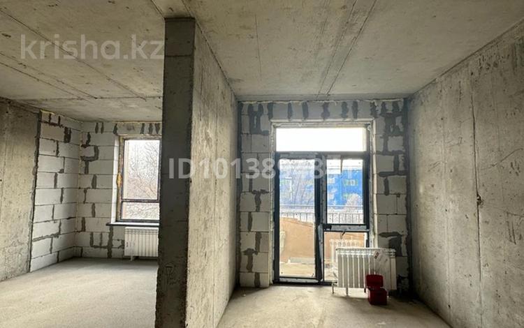 2-комнатная квартира · 56 м² · 4/7 этаж, мкр Томирис, Рыскулова 103/6 за 37 млн ₸ в Алматы, Алатауский р-н — фото 2