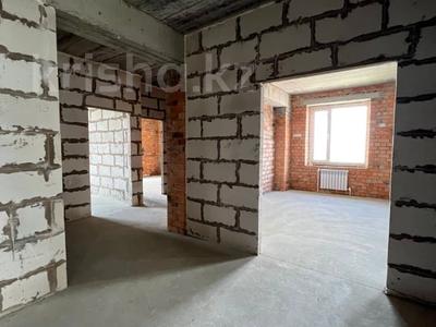 3-бөлмелі пәтер · 80.2 м² · 9/9 қабат, Каирбекова 83, бағасы: ~ 34.5 млн ₸ в Костанае