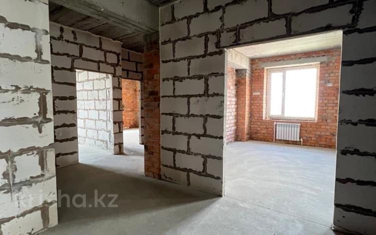 3-бөлмелі пәтер · 80.2 м² · 9/9 қабат, Каирбекова 83, бағасы: ~ 34.5 млн ₸ в Костанае — фото 2