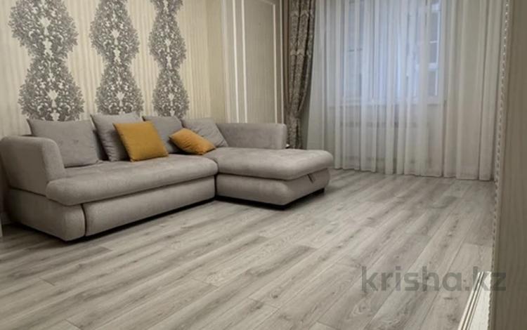 3-комнатная квартира · 110 м² · 9/12 этаж, Керей и Жанибек хандар 22 за 500 000 ₸ в Астане, Есильский р-н — фото 2