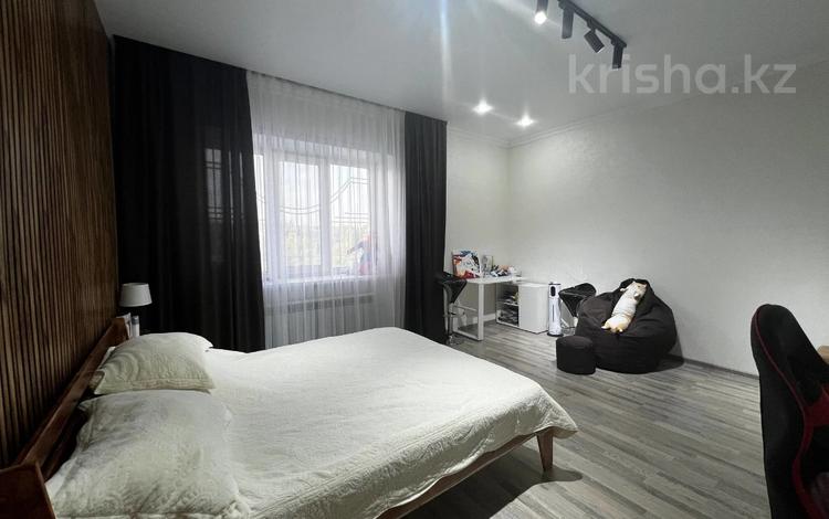 4-комнатная квартира · 159.4 м² · 2/6 этаж, Маяковского 116А за 69.8 млн ₸ в Костанае — фото 13