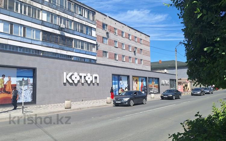 2-комнатная квартира · 54 м² · 4/5 этаж, Момышулы 33 — Цум, Центр города КРУГЛОСУТОЧНО за 20 000 ₸ в Семее — фото 8