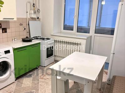 1-комнатная квартира · 40 м² · 1/5 этаж, мкр. Алтын орда, Мкр. Алтын орда, Мустафа Шокай 338а — В центре Батыса, тихий двор, хорошая геолокация, всё в шаговой доступн за 12 000 ₸ в Актобе