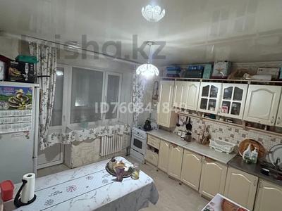 Пәтерлер в Актюбинской обл.: 2-бөлмелі пәтер · 54 м² · 5/5 қабат, мкр Жастар 2, Алматинская 3а, бағасы: 14.5 млн 〒 2-бөлмелі пәтер · 54 м² · 5/5 қабат, мкр Жастар 2, Алматинская 3а, бағасы: 14.5 млн 〒 в Актобе, жилой массив Жанаконыс