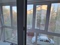 3-комнатная квартира, 50 м², 2/5 этаж, Мухамеджанова 7 за 20 млн 〒 в Балхаше — фото 2