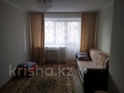 1-комнатная квартира, 45 м², 4 этаж помесячно, Самал 98 за 100 000 〒 в Уральске