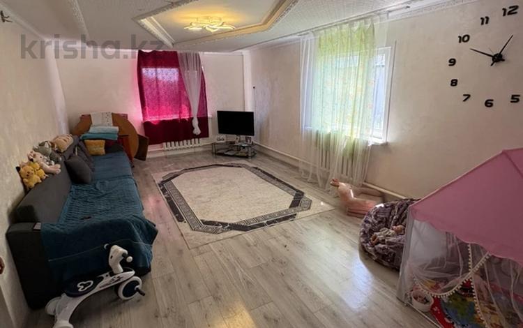 Отдельный дом · 3 комнаты · 110 м² · 10 сот., Макаренко — П.Атамекен(Ленинский) за 15.5 млн ₸ в Павлодаре — фото 2