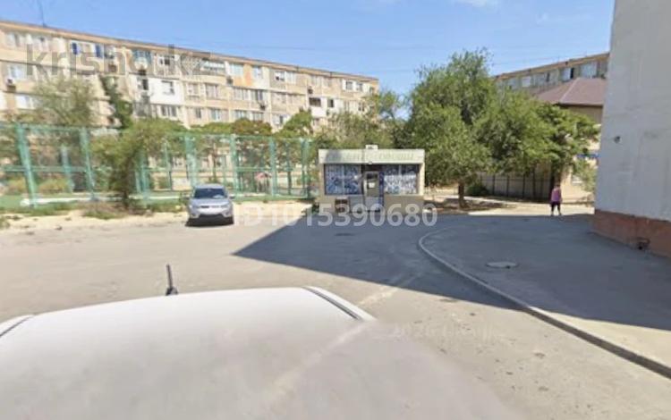 Свободное назначение, офисы, магазины и бутики, склады, общепит, салоны красоты, бани, гостиницы и зоны отдыха, медцентры и аптеки, образование, развлечения · 60 м² за 15 млн ₸ в Актау, 27-й мкр — фото 2