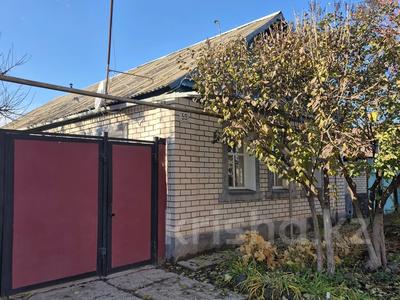 Отдельный дом · 2 комнаты · 81 м² · 4 сот., Исатай батыра 18 за 17.5 млн 〒 в Уральске