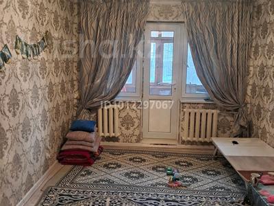 3-бөлмелі пәтер · 60 м² · 2/5 қабат, Қабанбай Батыр даң. 18 — Қабанбай батыр даңғылы, бағасы: 23 млн ₸ в Шымкенте, Енбекшинский р-н