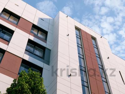 3-комнатная квартира · 99.45 м² · 2/5 этаж, Кокжал Барака 18 а, б, в за ~ 45 млн ₸ в Усть-Каменогорске