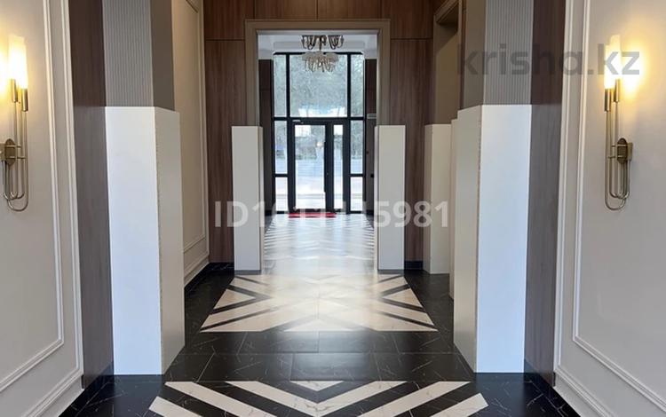 2-комнатная квартира · 55 м² · 2/5 этаж, Д.Конаева 17 за 700 000 〒 — фото 8