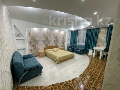 1-комнатная квартира · 42 м² · 1/5 этаж, 410 квартал 12 — Магазин ,,Южный &quot; за 1 500 〒 в Семее