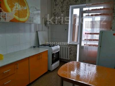 2-бөлмелі пәтер · 60 м² · 5/6 қабат, мкр 12, Бөгенбай батыр 32 — Бөгенбай батыр 32, подезд 2, бағасы: 130 000 ₸ в Актобе