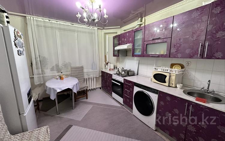 3-комнатная квартира · 80 м² · 1 этаж, Жанаорда 6 за 29 млн ₸ в Уральске — фото 2